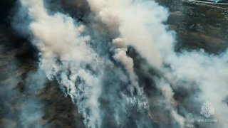 Лесной Пожар в Сургутском Районе: Спасатели Борются с Огнем
