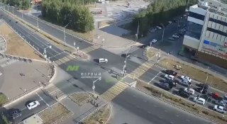 Молодой самокатчик пострадал в ДТП на перекрестке Ленина и Победы
