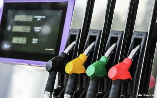Возобновление продажи топлива на 99 АЗС Крыма: что нужно знать