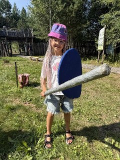Рыцарские бои и средневековые приключения в Лангепасе на летней смене лагеря «Дружба»